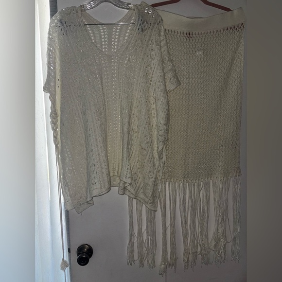 Elegant Cream Knit Sweater 2pc set - Picture 1 of 3